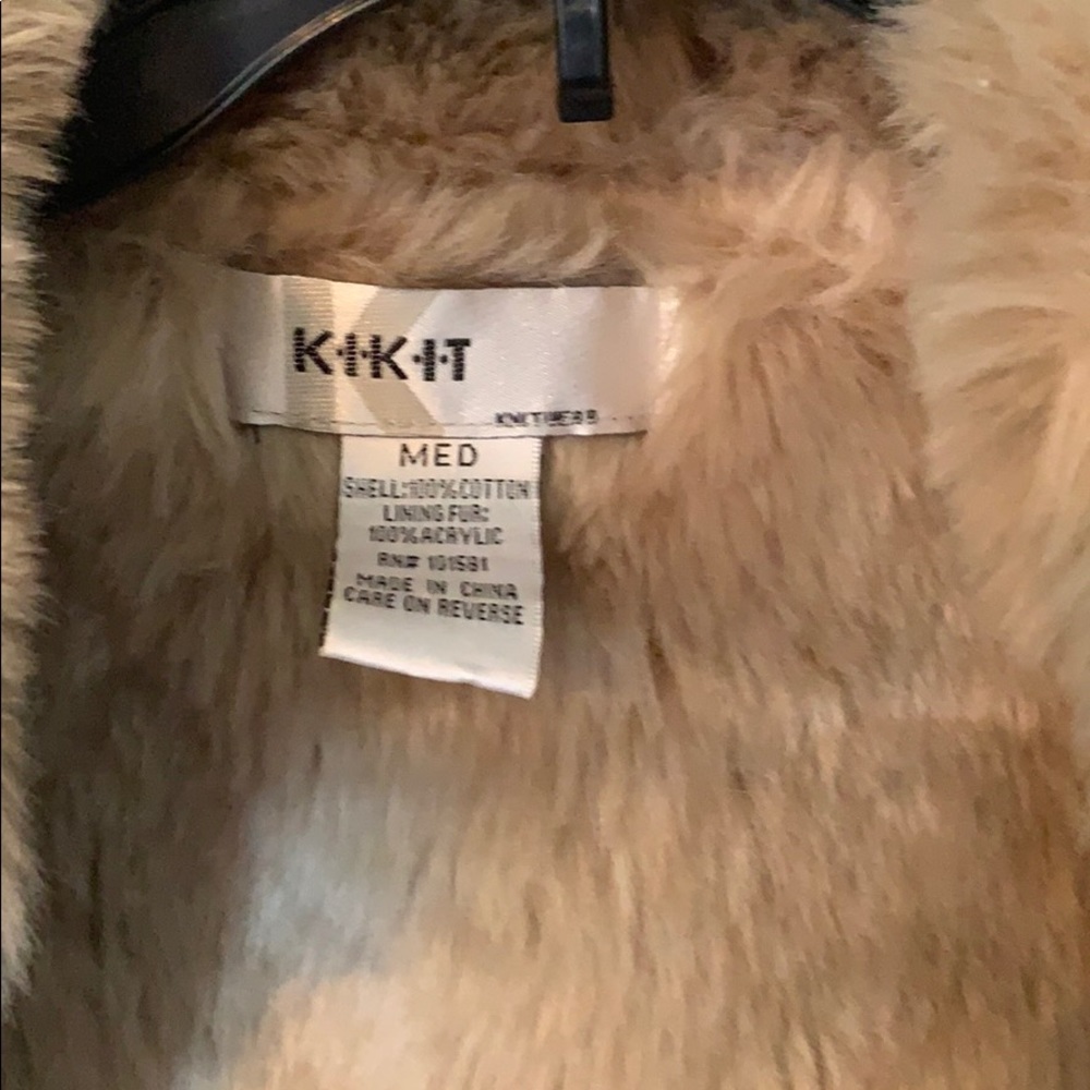 Faux Fur Vest - Picture 3 of 3